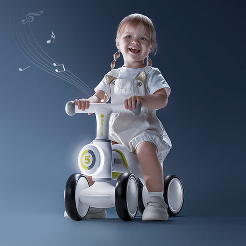 Babycare 四輪平衡車